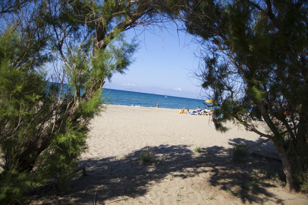 Minoas Hotel Amudára Laszithiu Kültér fotó