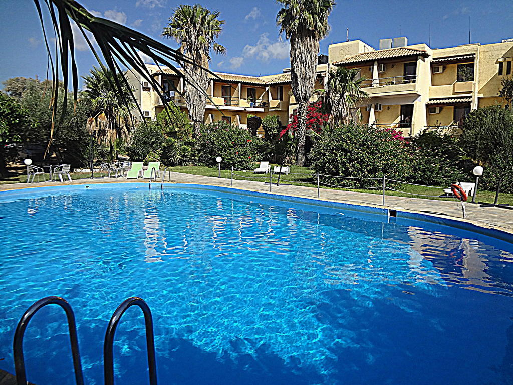Minoas Hotel Amudára Laszithiu Kültér fotó